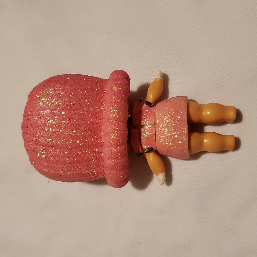 Lol Surprise Madame Queen Doll Series 3 - Picture 4 of 4